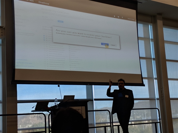 微软OneDrive云盘将支持文件恢复:再不怕勒索病毒