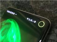 三星挖孔屏还有这妙用！画面绝了