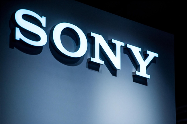 索尼希捷联手打造PS4专用游戏移动硬盘：2TB即插即用