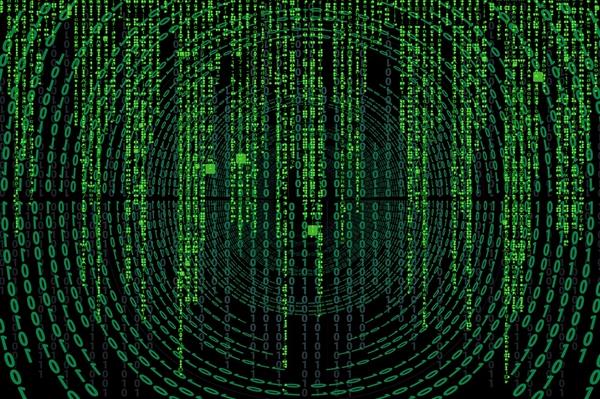 超越Java：Python正式登顶世界第一编程语言