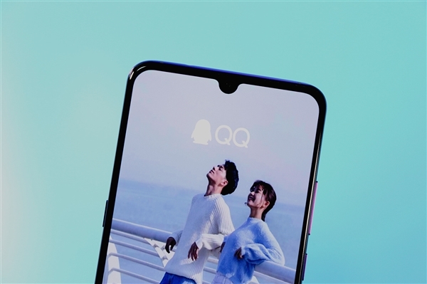 手机QQ新功能曝光：视频悬浮播放 还能一起听歌